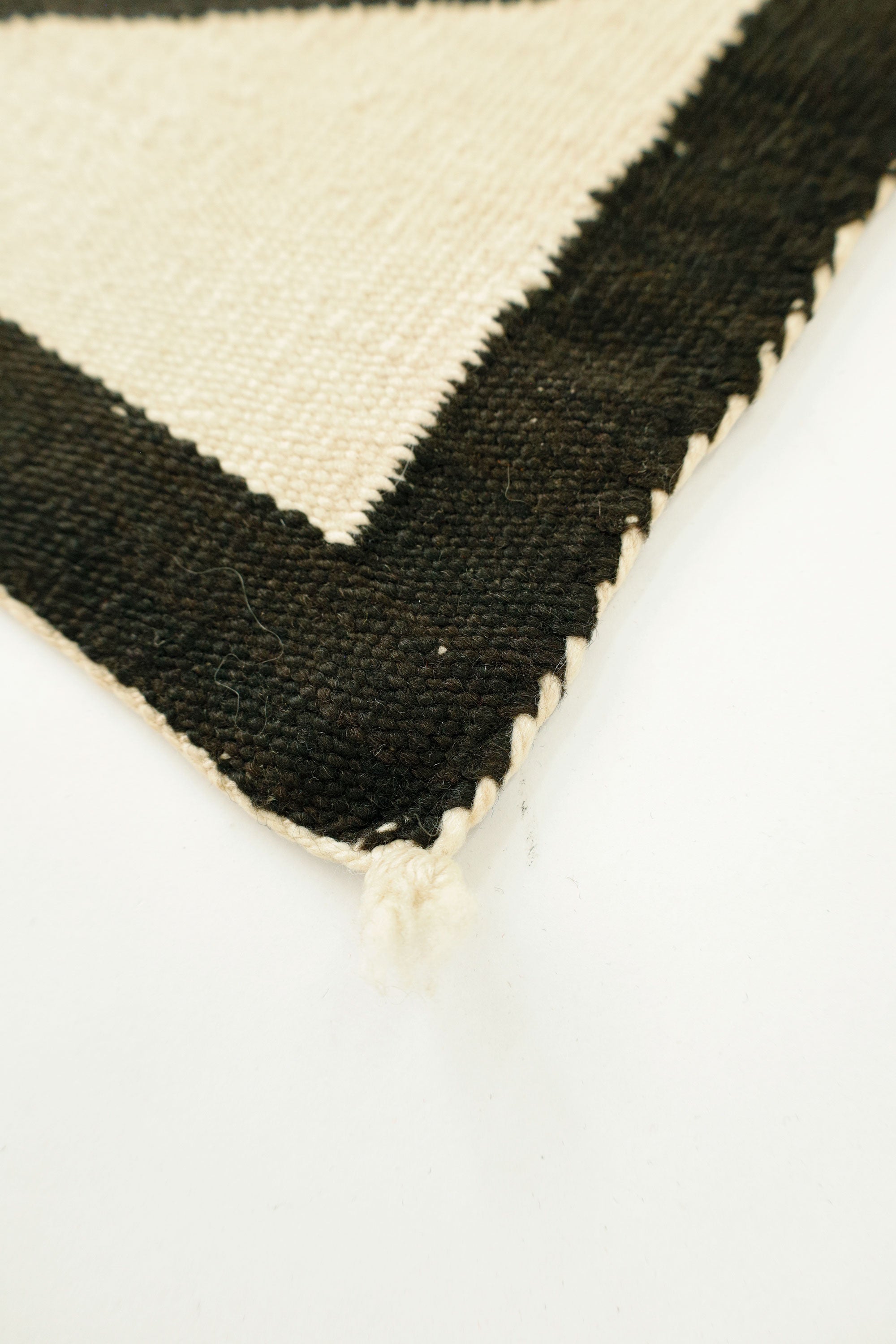 Mid‑Century Navajo Lightning Rug – Southwest U.S., c. 1950s