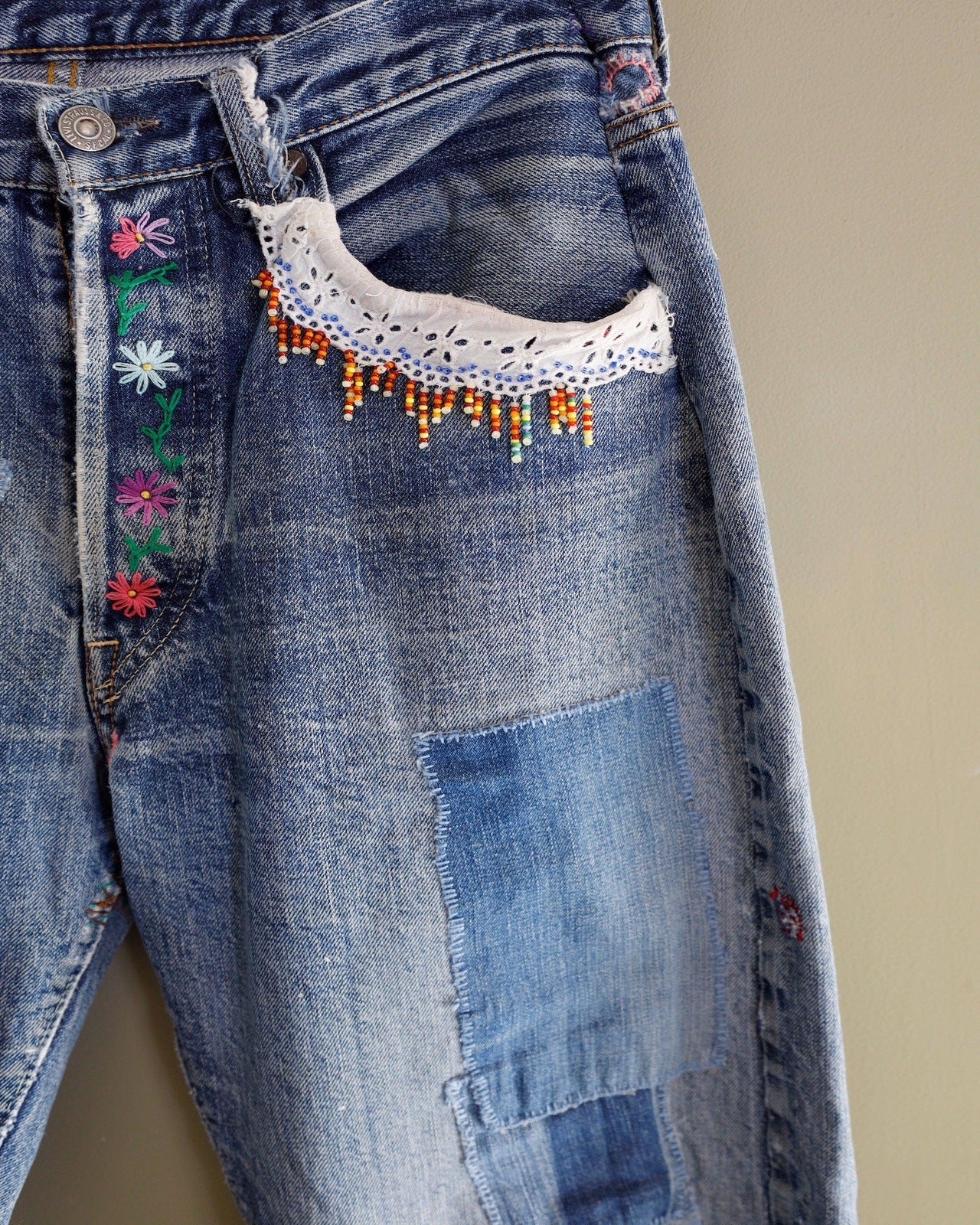 1960's Levi's Embroidery 501 Jeans – en vintage 1960's Levi's Embroidery 501 Jeans – en vintage