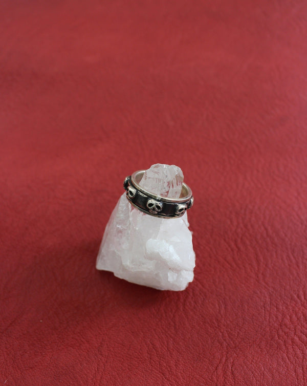 Vintage Mexican Spinner Ring "Skull"