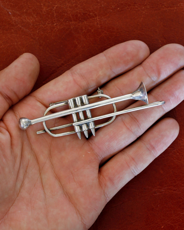 Trumpet Silver Pin 9315