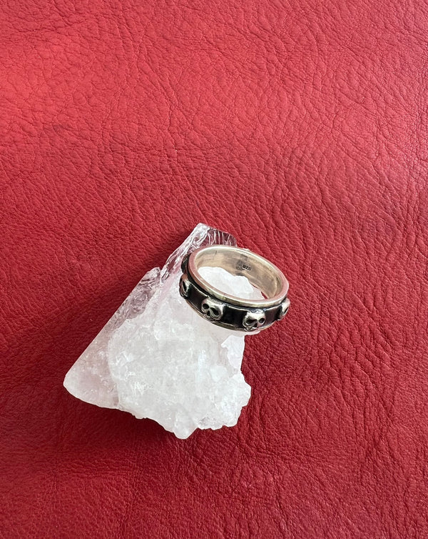 Vintage Mexican Spinner Ring "Skull"