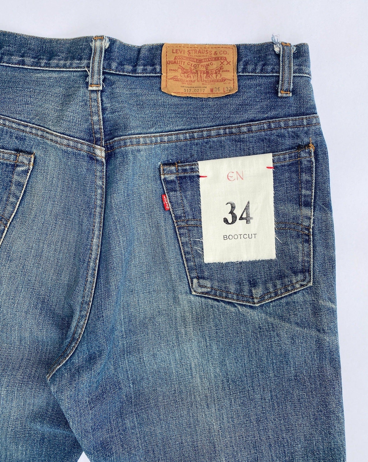 1970's Levi's 517 Bootcut w34 L30 Vintage Flare Jeans (#0911) – en