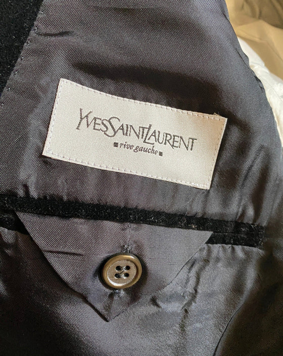 Yves Saint Laurent Lip Button Tailored Jacket