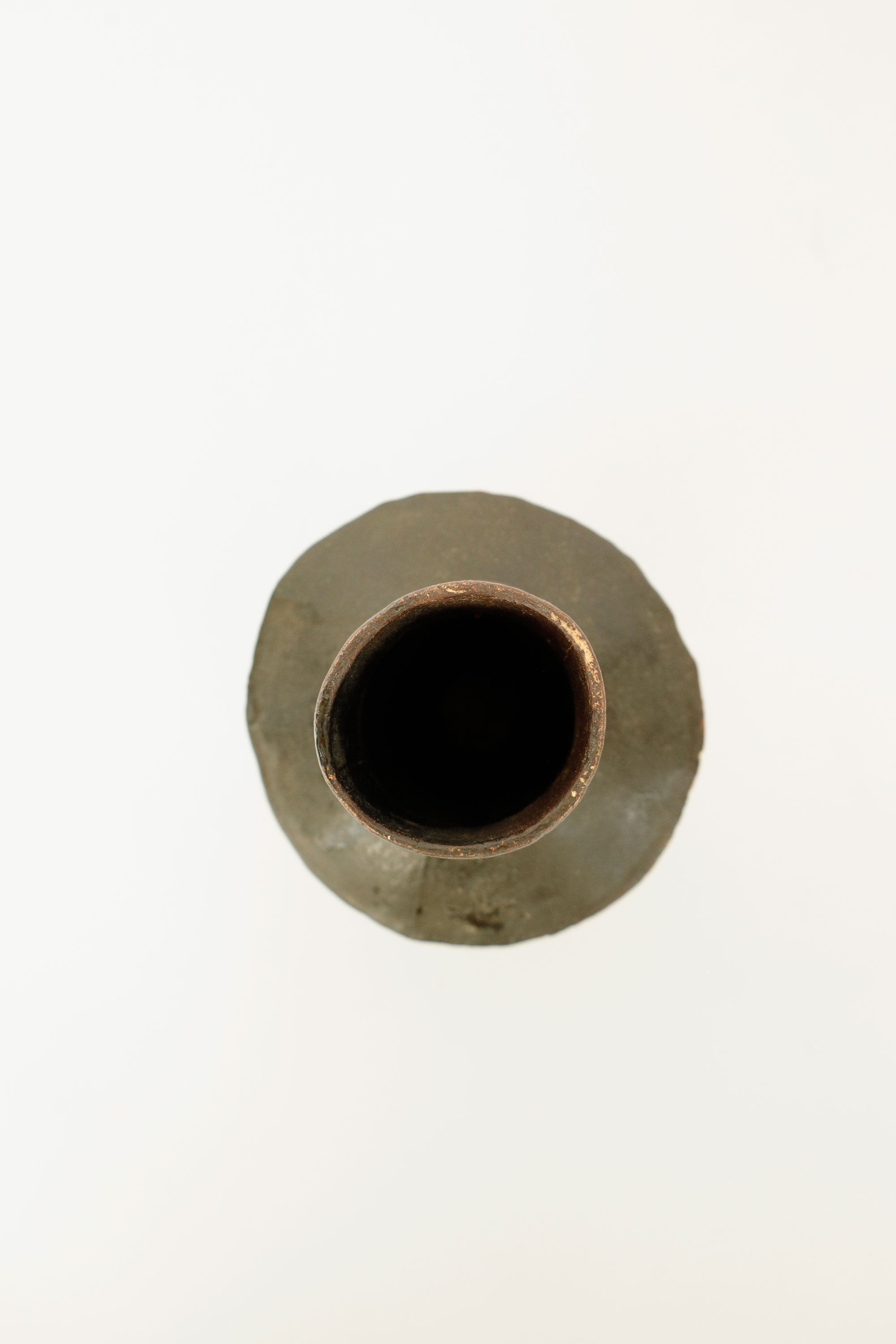 Hand-Formed Studio Pottery Vessel – Maker Unknown, Date Unknown